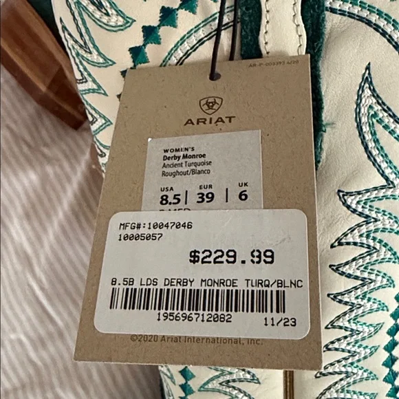 Ariat Derby Monroe Western Boot in Ancient Turquoise Roughout - Picture 6 of 12